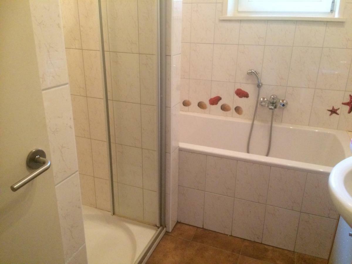 Het Atelier, Ruime Vrijstaande Vakantiewoning 200M2 Voor Maximaal 8 Personen Leende Eksteriør bilde