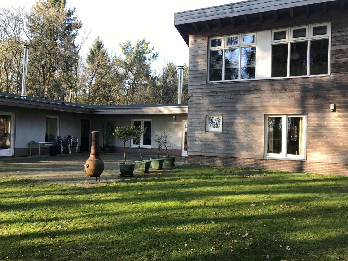 Het Atelier, Ruime Vrijstaande Vakantiewoning 200M2 Voor Maximaal 8 Personen Leende Eksteriør bilde