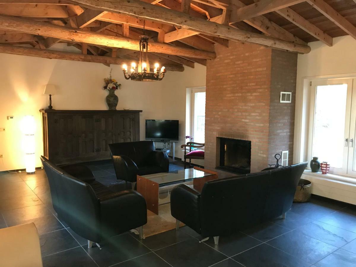 Het Atelier, Ruime Vrijstaande Vakantiewoning 200M2 Voor Maximaal 8 Personen Leende Eksteriør bilde